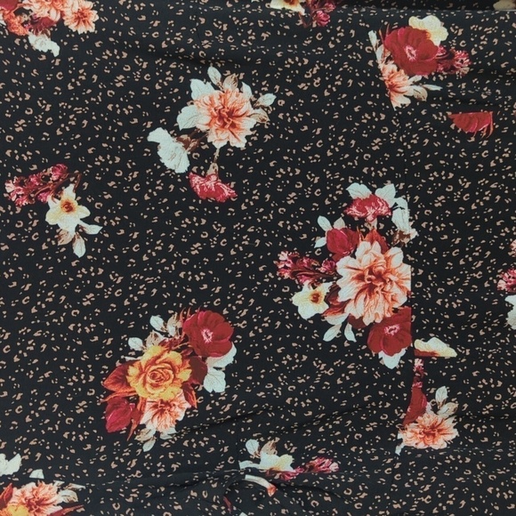 Torrid Floral Knee-Length Dress Size 1 - Picture 4 of 6